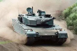 حرکت قطار های پر از تانک چین به طرف مرز تایوان