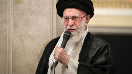 رونمایی از عکس رهبر انقلاب به‌عنوان قهرمان جنگ ۱۲ روزه 
