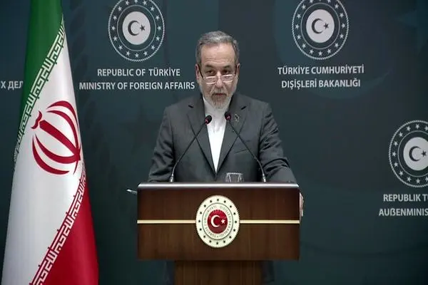 عراقچی در ترکیه: درباره توانمندی دفاعی‌ و موشکی‌مان مذاکره نمی‌کنیم