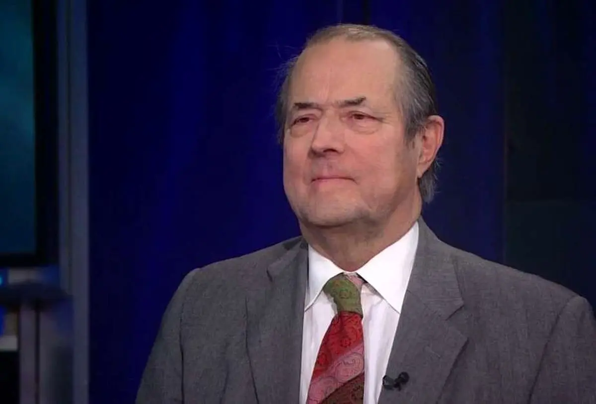 سفیر اسبق انگلیس:ایران نخبگانی قدرتمند در دولت برای اداره امور دارد