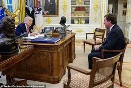 جزئیات دیدار تاکر کارلسون با ترامپ در کاخ سفید