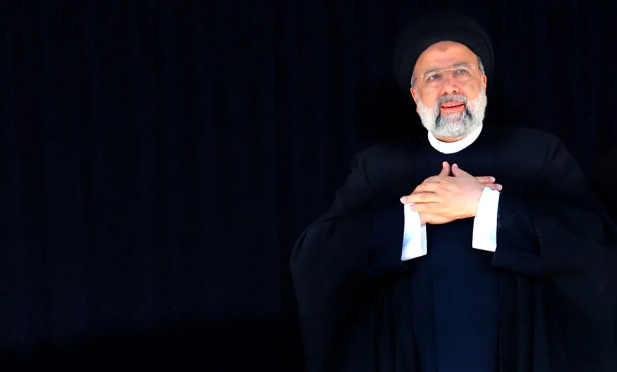 در خبری ناگوار سید ابراهیم رئیسی به شهادت رسید
  
