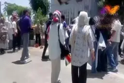 تجمع دوومیدانی‌کاران مقابل وزارت ورزش برای استعفای حدادی