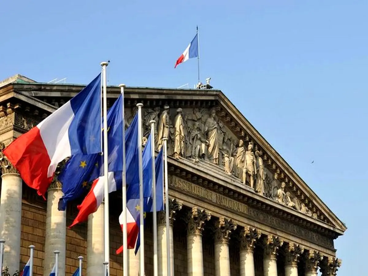 هشدار فرانسه: اروپا برای قطع کامل گاز روسیه آماده باشد
