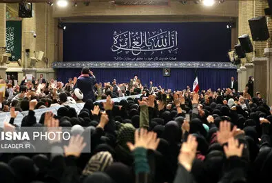 رهبر انقلاب