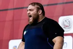 ترسیده بودم، گفتم یا پدر وزنه را زدم!