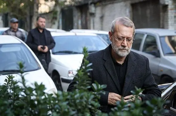 سفر علی لاریجانی برای سرعت گرفتن روند دیپلماسی به عمان 