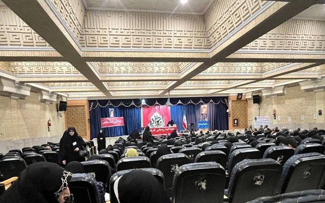 دعوت کنندگان محاکمه روحانی و ظریف خودشان نیامدند