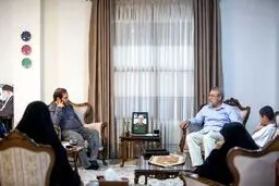 تصاویر خاص از دیدار لاریجانی با خانواده شهیدان محرابی و شادمانی