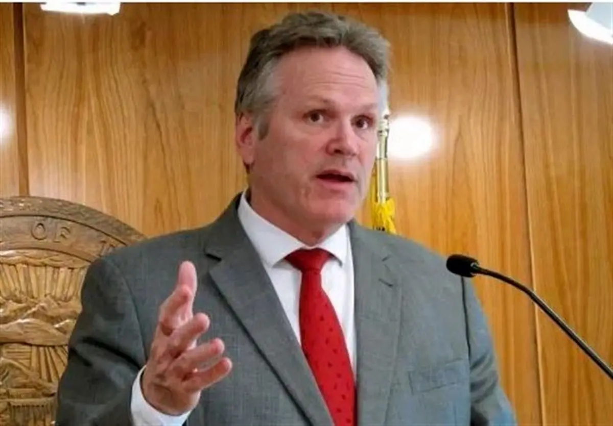 فرماندار آلاسکا حمایت خود را از نامزدی ترامپ در انتخابات اعلام کرد