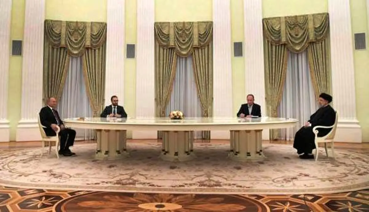 روزنامه دولت: محل مذاکره رئیسی را پوتین تعیین کرده بود