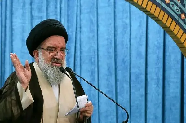احمد خاتمی: تسلیم نخواهیم شد/ با دشمنی بدعهدی طرف هستیم