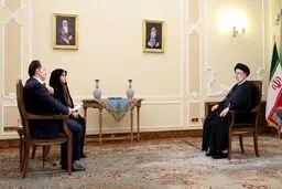 چرا گفت‌وگوی تلویزیونی رییسی، «مصاحبه» نیست؟ | ادعای نامستند تورم ۶۰ درصدی هنگام تحویل دولت در سال قبل