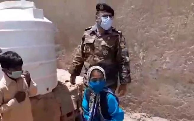 عکس پاسخ جالب ارتش ایران به درخواست دختر سیستانی