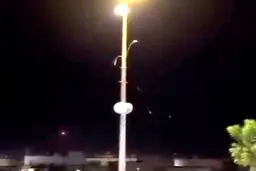 ویدئوی جدید از موشک‌باران پایگاه نواتیم توسط ایران