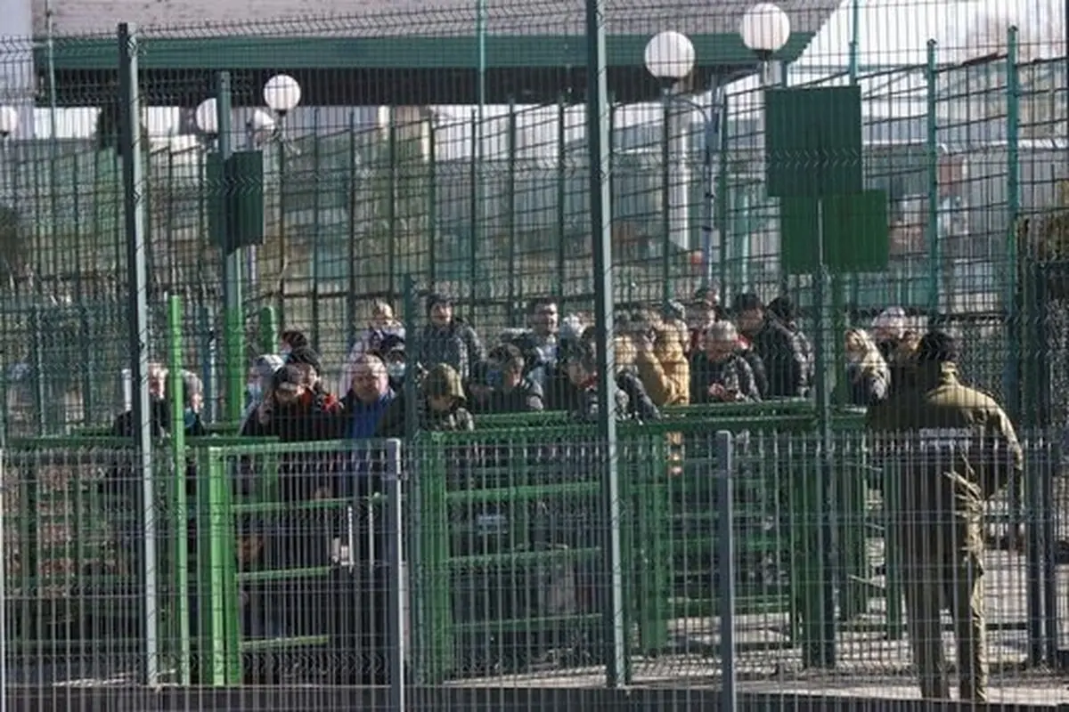 ۴٠٠ ایرانی از آمریکا اخراج شدند