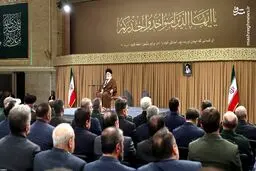تصاویر دیدار نخبگان صنایع دفاعی کشور با رهبر انقلاب
