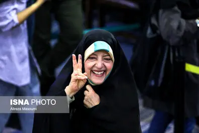 چهره‌های سیاسی پای صندوق رای 