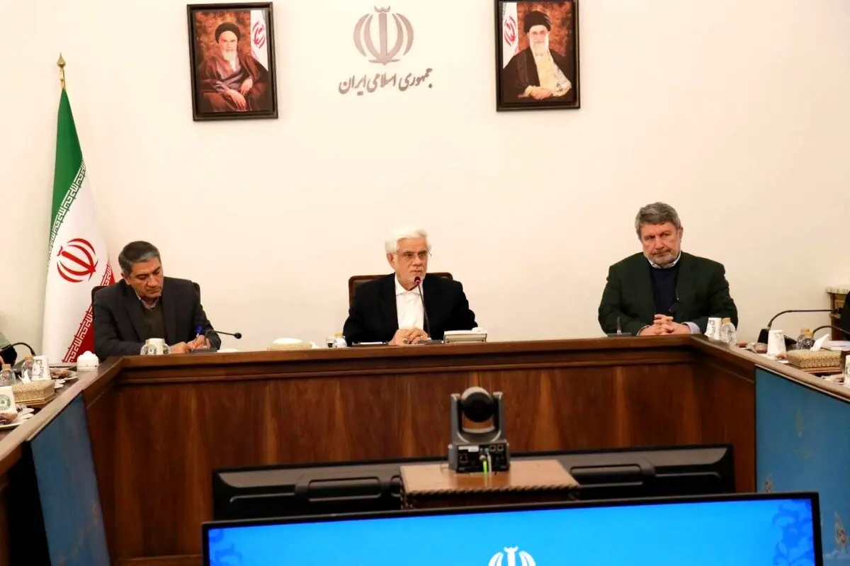 عارف: جای شهیدان نصرالله و صفی‌الدین در جامعه اسلام خالی است