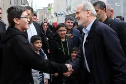 تصاویر کامل از زیارت و دیدار های پزشکیان در قم