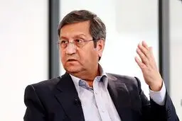 مصائب وزیر اقتصاد در عصر سیاست بازی