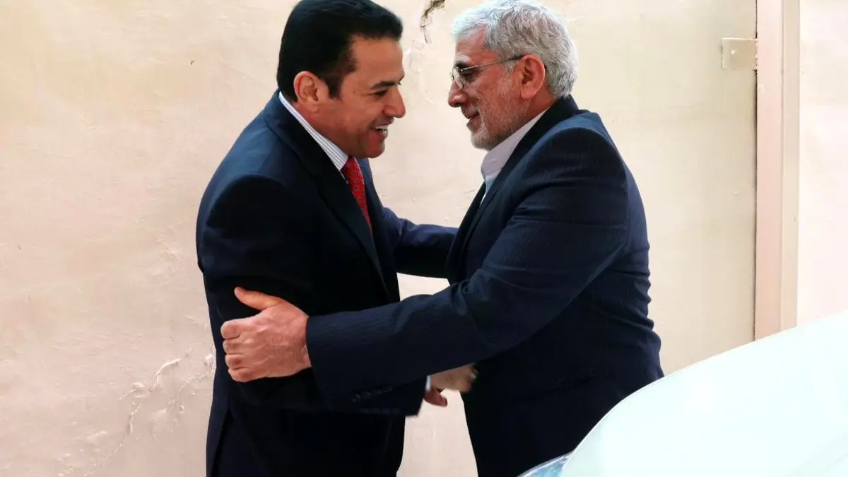 چرا قاآنی بدون لباس نظامی به بغداد رفت؟