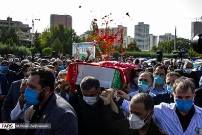 تشییع پیکر شهید مدافع سلامت مهدی صادقی