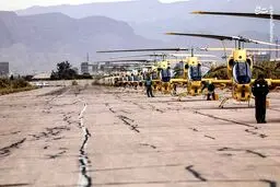 تصاویر سرلشکر باقری و فرمانده ارتش در پایگاه هوانیروز کرمان