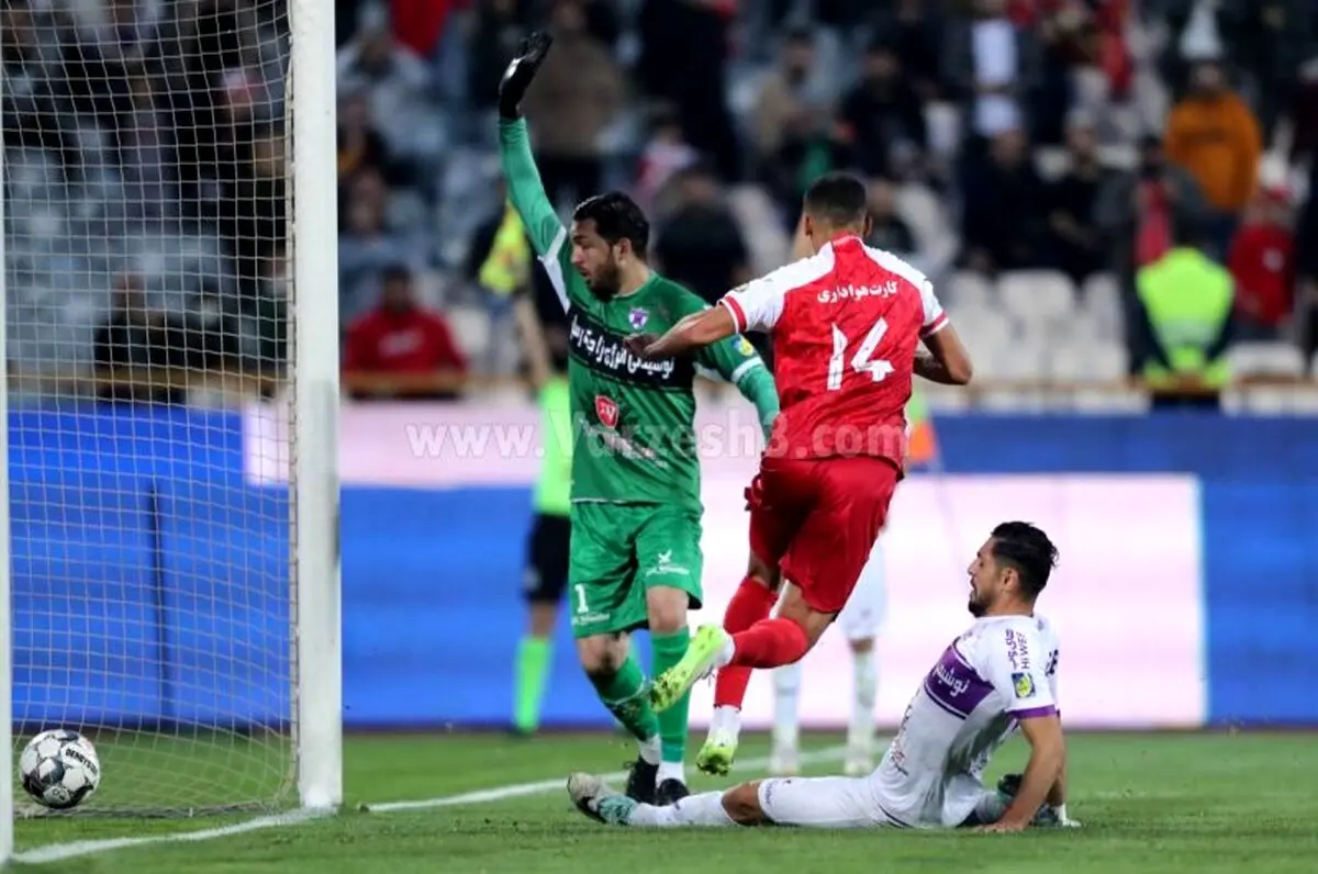 کارشناسی گل جنجالی و مردود پرسپولیس!
