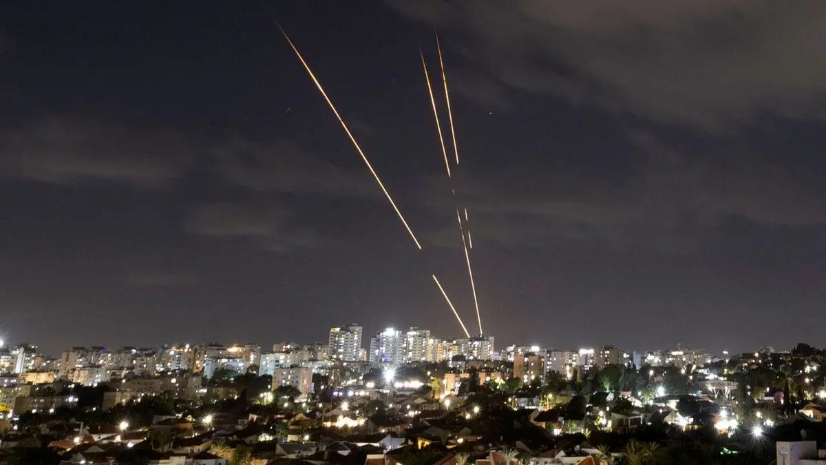 روایت سی‌ان‌ان از موشک‌های ایرانی که دیشب به اسرائیل خورد
