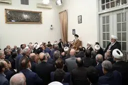 تصاویر دیدار جمعی از مسئولان ارشد قوا با رهبر انقلاب