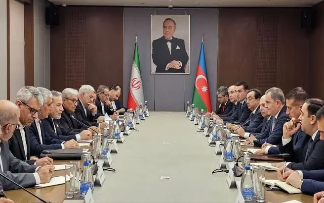 عراقچی : مباحث صریح ولی دوستانه با آدربایجان داشتیم