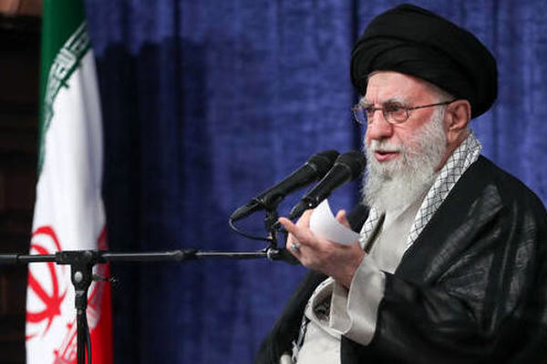 رهبر انقلاب : علت اصلی دشمنی آمریکا با ملت ایران را ترامپ لو داد