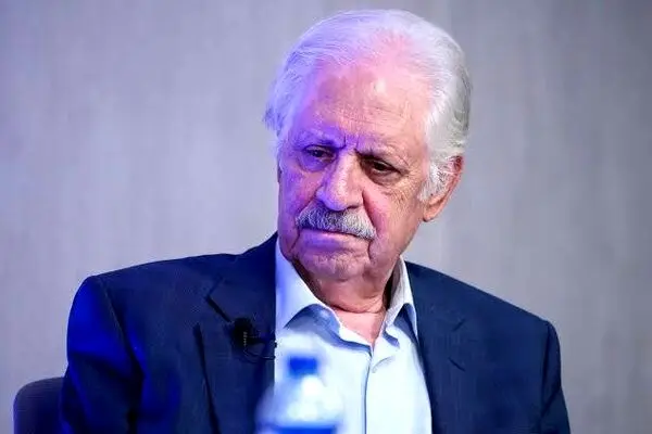 بریکس فعلا توانایی جایگزین کردن دلار را ندارد
