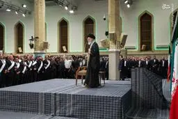 تصاویر دیدار جمعی از کارگران با رهبر انقلاب