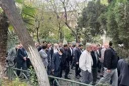 تصاویر تشییع و اقامه نماز بر پیکر مرحوم حجت‌الاسلام‌ نیری