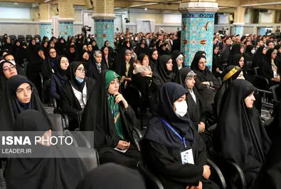 رهبر انقلاب نخبگان