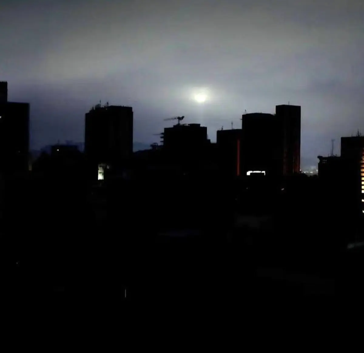 قطع برق به تهران رسید