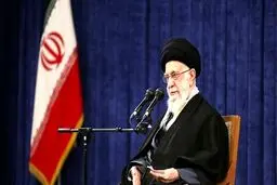  رهبر انقلاب:باید دستگاه‌های کشور اولویت بودن شعار سال را بپذیرند 