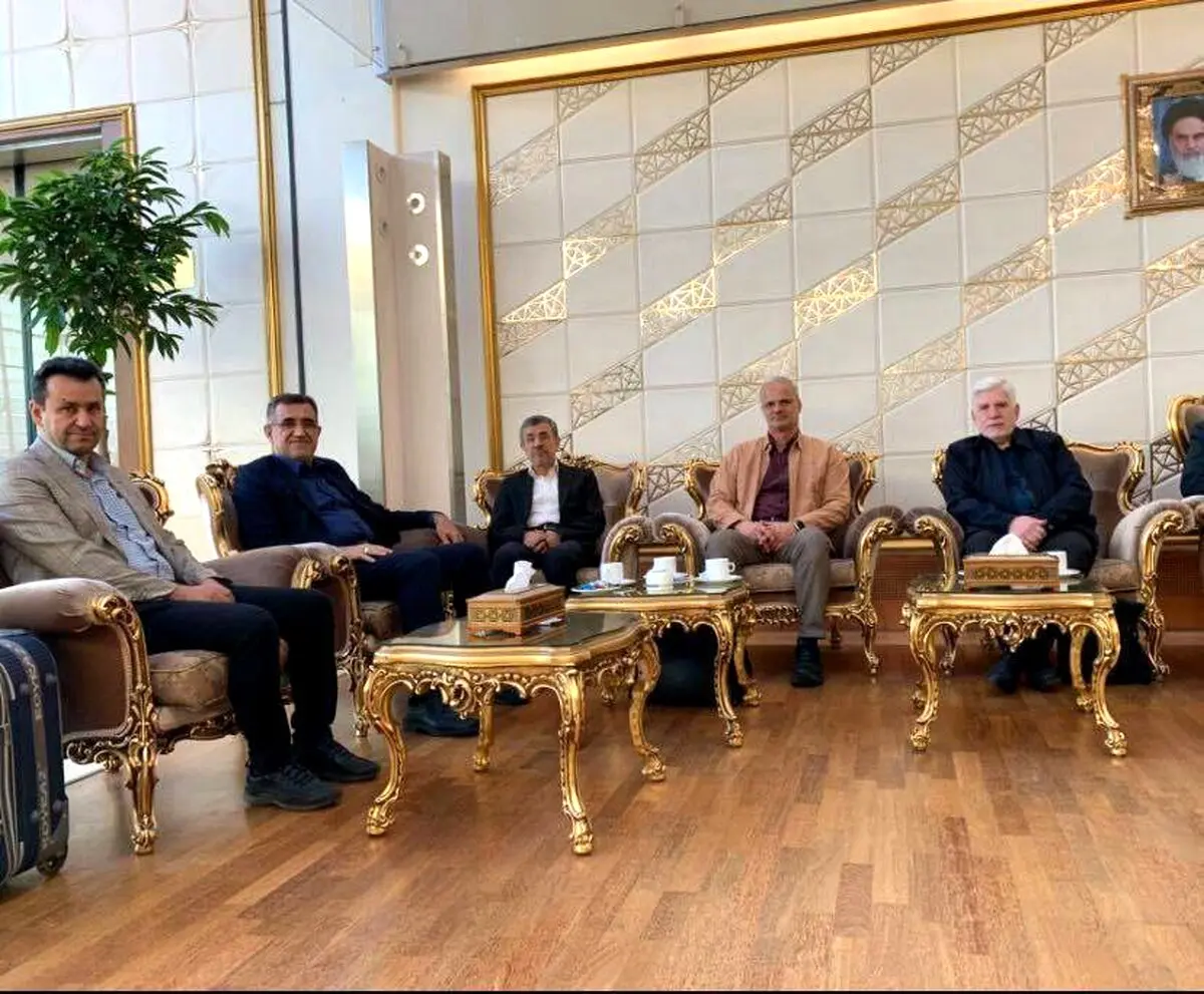 احمدی نژاد ایران را ترک کرد! + جزئیات