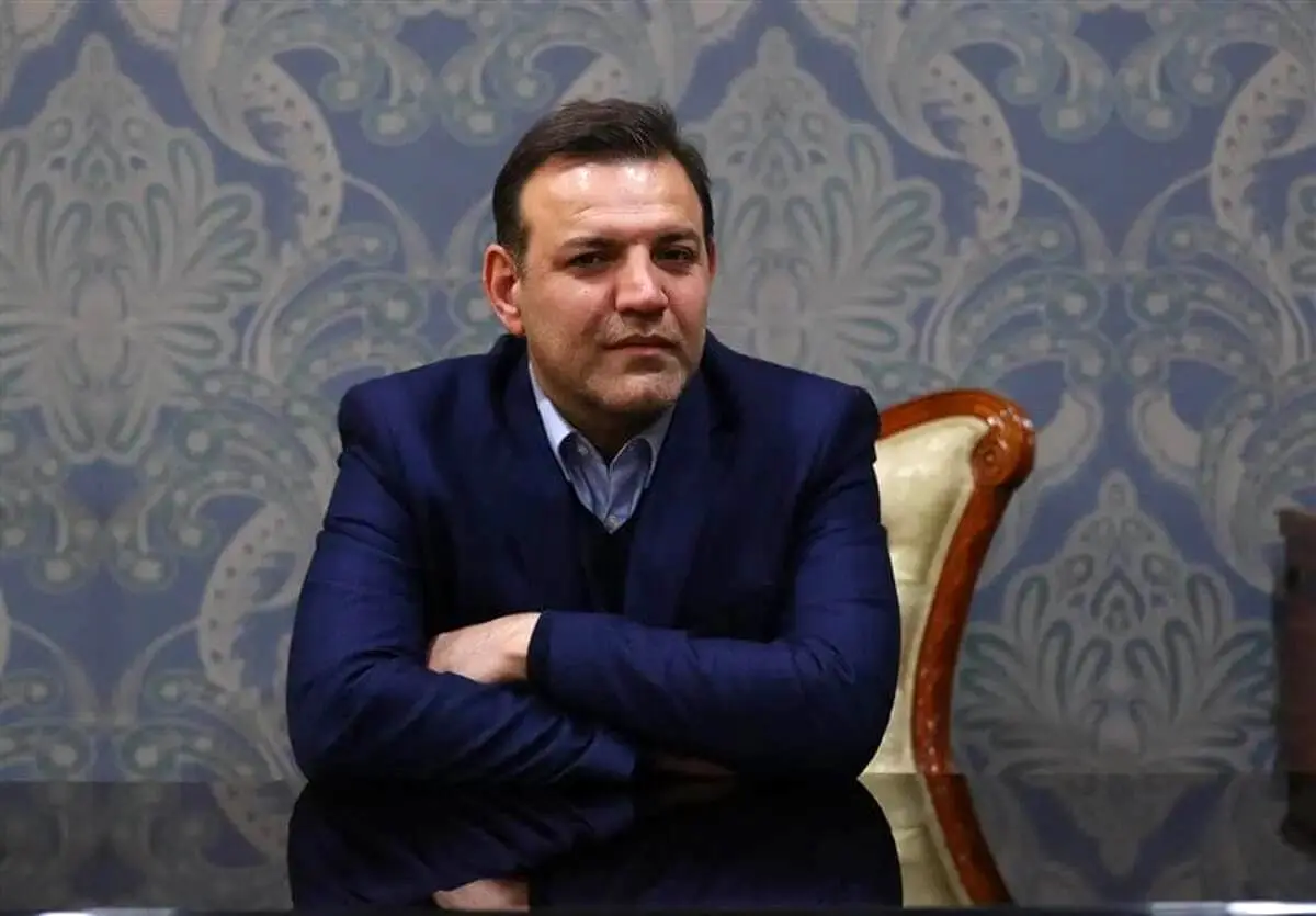 عزیزی‌خادم هم برای رد صلاحیت خواستار مدرک شد