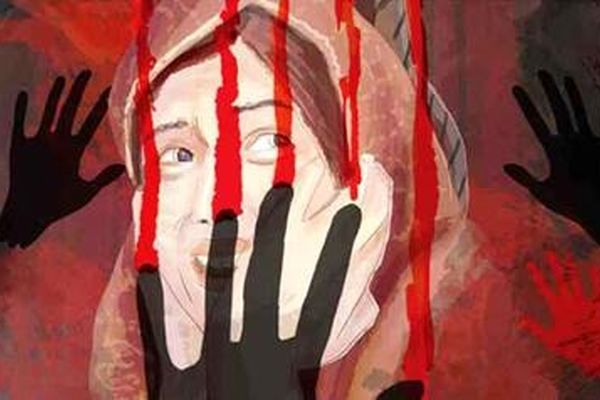 دخترکشی دیگر این‌بار در اسلامشهر | پدر بی‌رحم دختر 18 ساله‌اش را با چاقو وسط خیابان کشت!