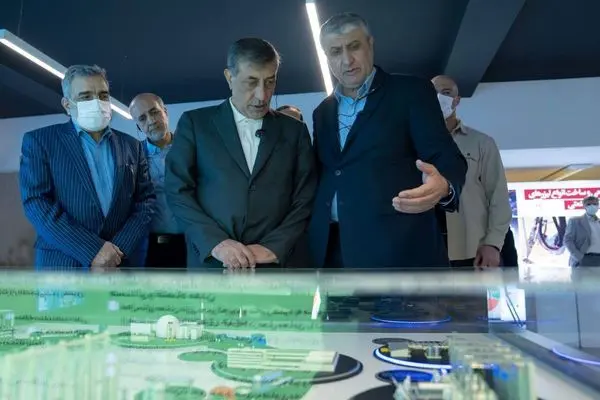 ساخت ۸ نیروگاه هسته‌ای بزرگ در ایران