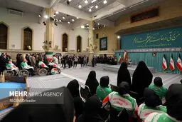 تصاویر دیدار قهرمانان و افتخارآفرینان ورزشی با رهبر معظم انقلاب