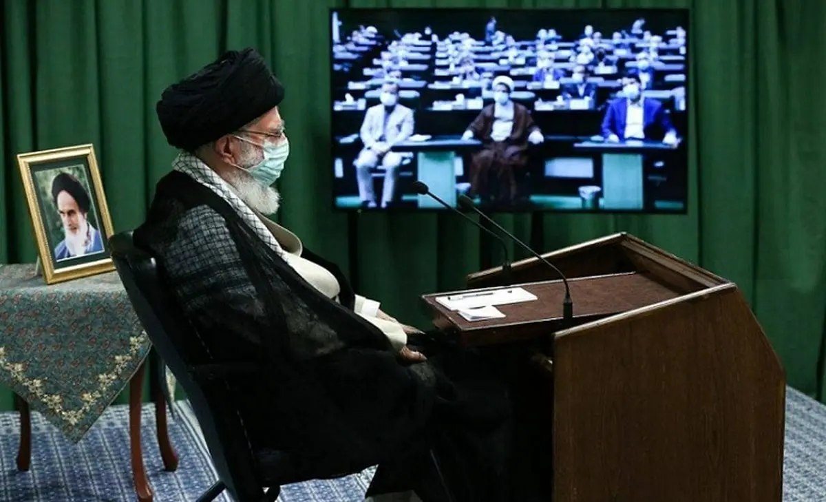 رهبر انقلاب: اگر نامزدها مردم را قانع کنند قادر به حل مشکلات اقتصادی هستند مشارکت بالا می‌رود