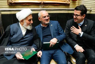 محمد شریعتمداری