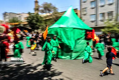 عزاداری و نماز ظهر عاشورا