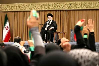 رهبر انقلاب