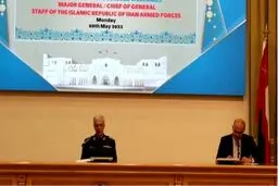 سرلشکر باقری: نشانه های افول قدرت آمریکا نمایان شده است