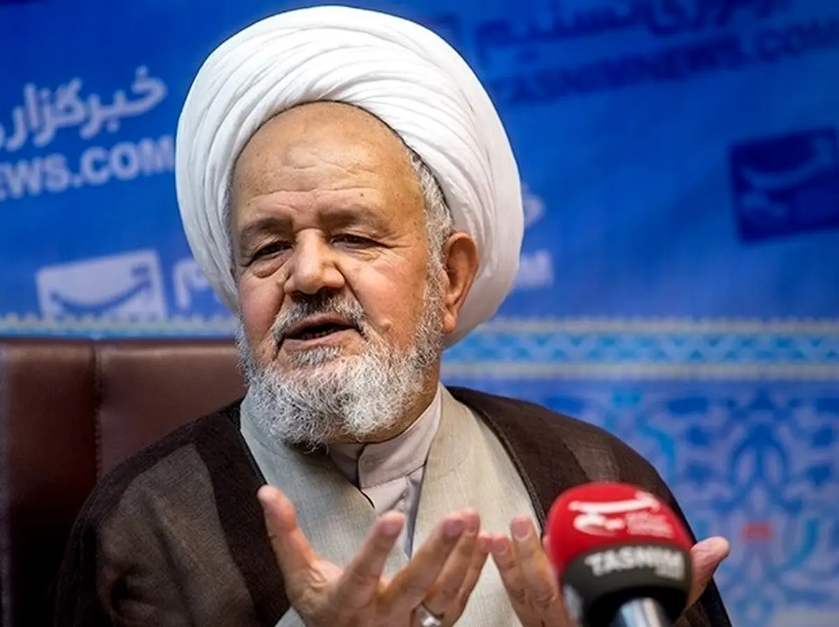 در ایران هر قشری که می‌آید مطالبه کند، زمینه ساز ضربه به نظام می‌شود؛ چرا؟